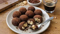 Nepečené tiramisu kuličky z mascarpone: rychlé pohoštění bez trouby