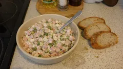 Domácí pařížský salát jako z lahůdek: krémový, svěží a hotový za chvíli