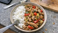 Vepřová „čína“ jako z restaurace: křehké maso díky jednoduché marinádě