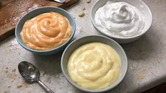 3 domácí krémy do cukroví: meruňkový se sněhem, bílkový i rychlý vanilkový