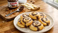 Nutellové šneky z listového těsta: křupavé okraje a hotové za 20 minut