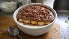 Nepečený tvarohový dezert „Milky Way“ do skleniček: hotový za chvíli