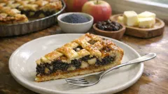 Mřížkový koláč s makovo-jablečnou náplní: křehké těsto a šťavnatý střed